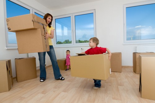 Efficient and reliable moving services in Clapham Common